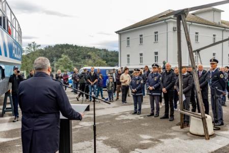 Slovesnost ob odprtju policijskega čolna P-111 za obiskovalce, foto Simon Avsec 3